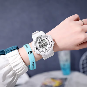 2025 nuove vendite dirette della fabbrica all'ingrosso impermeabili luminosi orologi elettronici multifunzionali sportivi orologi da polso Smart Watch - Product Image 3