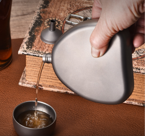 Petaca de Titanio Puro, Pequeña, de 220 ml, Gruesa y Plana, para Whisky, Camping, Aire Libre, Portátil, para Vino - Product Image 6