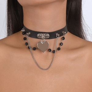 Nuevo Collar de Cuero Estilo Harajuku Hip Hop Punk Negro para Mujer con Cuentas Negras, Corazón, Estrella <span class=keywords><strong>y</strong></span> Colgante de Amor - Product Image 2