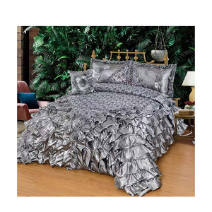 Set di <span class=keywords><strong>Biancheria</strong></span> da <span class=keywords><strong>Letto</strong></span> in Raso Dorato con Volant, 300tc, 4 Pezzi, Stile Europeo/Americano, Patchwork con Ricami Floreali, Lussuoso Set per Camera da <span class=keywords><strong>Letto</strong></span> - Product Image 1