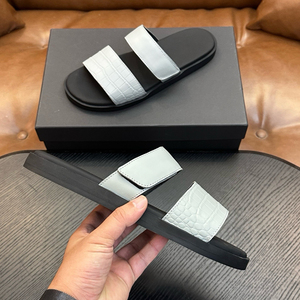 <span class=keywords><strong>Sandalias</strong></span> Planas Casuales de Dos Tiras con Estampado de Cocodrilo Estilo Italiano para Hombre - Product Image 2