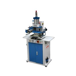 Pressa a caldo pneumatica della macchina per l'affrancatura a caldo delle lettere di cuoio Yt-822T 220V - Product Image 2