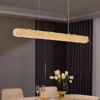 Lustre en cristal français léger, de haute qualité, luxe italien moderne, salle à manger, ambiance atmosphérique, chambre à coucher, lumière annulaire, haute sensibilité