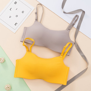 Ensemble soutien-gorge de sport et culotte sans couture, sans armatures, push-up, respirant, à couvrance totale pour femme - Product Image 5