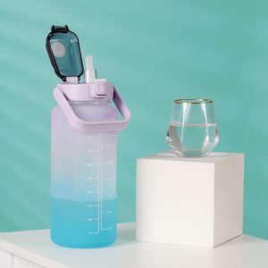 Gobelet de sport motivant en plastique de 2 L, grande capacité, écologique, lavable au lave-vaisselle, pour l'été, l'extérieur, la salle de sport et le fitness - Vente en gros - Product Image 4