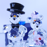 Porter un costume et une robe de mariée, cadeaux de mariage en cristal pour les invités
