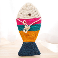 Planche à gratter pour chat en sisal, résistante à l'usure, en forme de poisson, colorée, jouet interactif pour chat en sisal