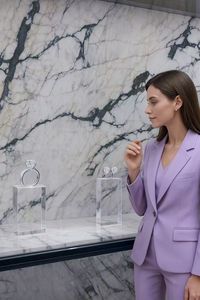 Lavabo Moderno in Marmo a Blocco con Vasca Intagliata <span class=keywords><strong>e</strong></span> Mobiletto, Top Lavabo in Marmo Cold River Snow, Impermeabile <span class=keywords><strong>e</strong></span> Facile da Installare - Product Image 6