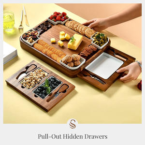 Ensemble de planches à <span class=keywords><strong>fromage</strong></span> carrées en acacia et bambou écologiques, fabriquées à la main, avec outils à charcuterie et <span class=keywords><strong>plateau</strong></span> à <span class=keywords><strong>fromage</strong></span> - Product Image 6