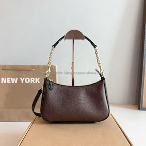 Bolsos de Hombro de Cuero de Lujo Premium al por Mayor para Mujer, Diseño Único de Marca, Moda 2026, Producto en Tendencia - Product Image 1