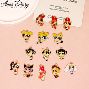 Karikatür Sevimli Kızlar Üniforması Kadın Çinko Alaşımı Yağ Damlası DIY Yaratıcı Animasyon Süs Telefon Zinciri Kolye Aksesuarları - Product Image 1