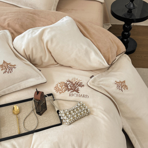Modern Style High Quality Double-Sided Velvet Polyester/Cotton <strong>Comforter</strong> Cover Embroidered Winter Quilt 4-Piece Bedding <strong>Set</strong> Soft - Product Image 2