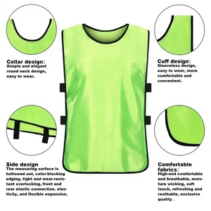 Match d'entraînement de football respirant pour jeunes adultes Haut sans manches Logo de club personnalisé utilisant la technique de sublimation Nom des sports de plein air - Product Image 2