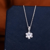 Vente en gros personnalisé vierge marie couche fleur collier triple stalin stile stirling argent couches