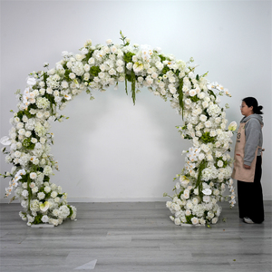 Arco de Flores Redondo Artificial de Tela de Seda Blanca Hecha a Mano para Decoración de Fondo de Bodas, Hoteles, Centros Comerciales y Exposiciones - Product Image 3
