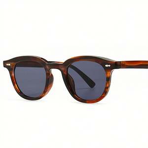 Lunettes de soleil carrées vintage anti-lumière bleue avec logo personnalisé, monture léopard petite taille, pour hommes et femmes - Product Image 2