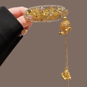 Zoryn Kamishiro <b>Hair</b> <b>Clip</b> Earrings <b>Diamond</b>-Inlaid Alloy Electroplated Oval Flower Bell Tassel Ethnic Style Light Luxury Elegant - Product Image 4