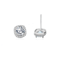 Boucles d'oreilles personnalisées avec moissanite taille coussin et design halo pour anniversaire, date de naissance, femme, cadeau de bijoux fins sur mesure