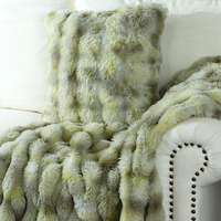 Couverture en fausse fourrure douce tricotée double couche de qualité supérieure - Écologique, lavable en machine, quatre saisons, style européen et américain