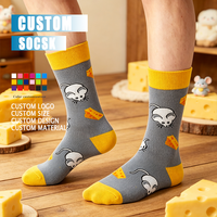Ilustrasi Tikus Lucu yang Sedang Makan Keju, Kaos Kaki Rajut Lembut Bahan Katun, Model Funky Crew Socks