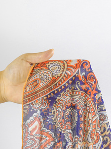 Set bikini da donna in 3 pezzi con stampa Paisley, top triangolare con laccetto + minigonna + foulard per la testa, set da bagno per vacanze - Product Image 6