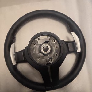 Volant <span class=keywords><strong>de</strong></span> voiture en cuir Nappa pour F30, compatible avec les séries 3 F31/F34, 6 et X5, avec revêtement argenté et palettes <span class=keywords><strong>de</strong></span> changement <span class=keywords><strong>de</strong></span> vitesse intégrées - Product Image 5