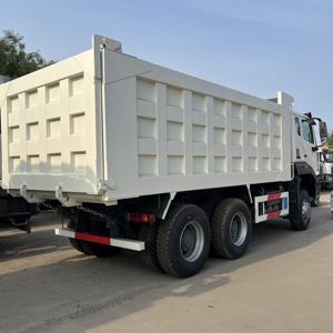 Camión Volquete Reacondicionado SINOTRUK HOWO NX 6x4 para Operaciones de Minería, Canteras y Transporte de Escombros en Construcción Urbana - Product Image 2