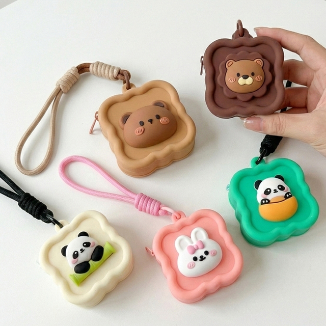 Custom Logo Kawaii 3D Panda Bear Rabbit Wavy Square Silicone Coin Purse Keychain Earphone Storage Wholesale