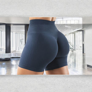 กางเกงขาสั้นออกกำลังกาย/วิ่ง/ปั่นจักรยาน เนื้อผ้านุ่มมาก ยืดหยุ่นสูง ไร้ตะเข็บ ผลิตจากผ้าสแปนเด็กซ์/ไนลอน ยืดได้สี่ทิศทาง ลายตัวอักษร - Product Image 3