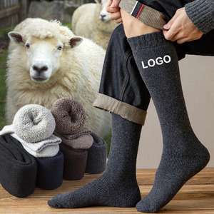 <span class=keywords><strong>100</strong></span>% laine mérinos chaussettes décontractées pour hommes hiver longues chaussettes floues épaissies avec logo inférieur anti-dérapant - Product Image 1