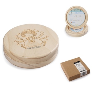 Boîte à dents de lait en bois durable pour garçons et filles - Boîte de rangement et souvenir pour dents - Product Image 1