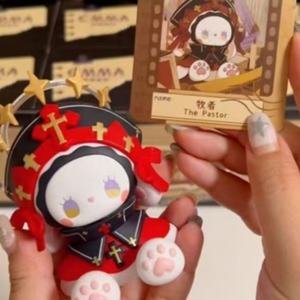 YE822 Authentique <span class=keywords><strong>EMMA</strong></span> Secret Forest Snowstorm Villa Series Blind Box Jouets Tendance Figurines de Poupées de Bureau Ornements - Product Image 4