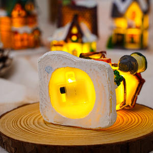 Vente en gros Offre Spéciale de décoration de maisons de Noël <span class=keywords><strong>maison</strong></span> de village de Noël en résine avec lumière LED ornement de Noël - Product Image 5