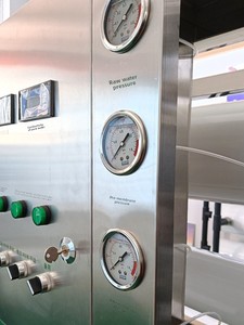 Manomètre en acier inoxydable de type radial YN60, résistant aux vibrations, pour huile/hydraulique/eau ; <span class=keywords><strong>Osmose</strong></span> inverse - Product Image 3