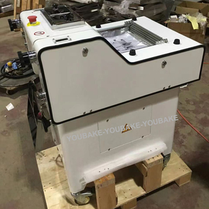 Machine commerciale de rouleau de pâte de <span class=keywords><strong>pain</strong></span> grillé <span class=keywords><strong>pain</strong></span> français mouleur de baguette <span class=keywords><strong>boulangerie</strong></span> équipement <span class=keywords><strong>prix</strong></span> gammes de pâte 30g ~ 1000g - Product Image 4