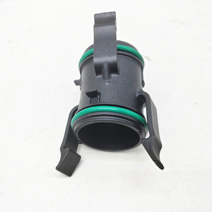Tuyau d'interface de turbocompresseur Volkswagen 04E145875 EA211 en plastique pour remplacement et réparation - Product Image 4