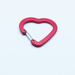 Mousqueton en forme de coeur petits cadeaux en acier au carbone en aluminium en forme de coeur avec porte métallique pour événements promotionnels et mariage - Product Image 2