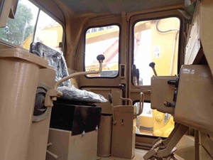 รถดันดินตีนตะขาบ D6C รถดันดิน D5C D4C ใช้ D6M แมว D6D ตีนตะขาบ - Product Image 3