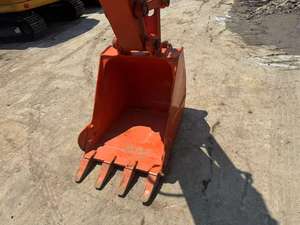 รถขุดมือสอง Hitachi ZX75 7.5 ตัน สภาพดี ประสิทธิภาพสูง ราคาถูก เหมาะสำหรับงานขุด พร้อมใบรับรอง CE EPA มีสินค้าในสต็อก - Product Image 5