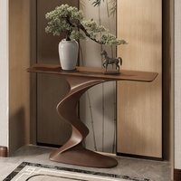 Console élégante et moderne avec des accents dorés de style chinois, meuble d'entrée, de couloir ou de salon pour la nouvelle maison