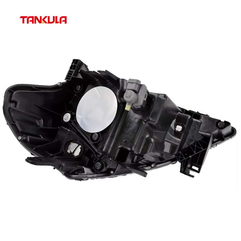 nissan tidda 2009 head lamp