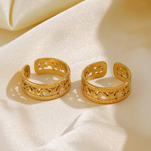 Popular Women's Stainless Steel Ring, Stylish Hollowed-out Star and Moon Electroplated with 18K Gold, Personalized Hip-hop Ring - Product Image 3