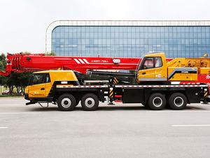 رافعة سيارة متنقلة لجميع التضاريس STC500C 50 طن رافعة شاحنة 50 طن للبيع - Product Image 3