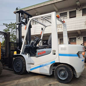 Chariot élévateur TCM FD35 d'origine, 3,5 tonnes, chariot élévateur diesel d'occasion, chariot élévateur TCM, élévateur de 6 m, chariot élévateur d'occasion avec déplacement latéral à vendre - Product Image 4