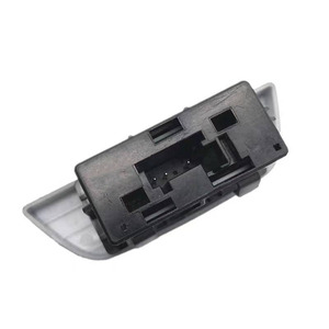 สวิตช์ไฟฉุกเฉินเชฟโรเลต จีเอ็มซี 13409820 สำหรับเปลี่ยนซ่อมวัสดุเอบีเอส - Product Image 3