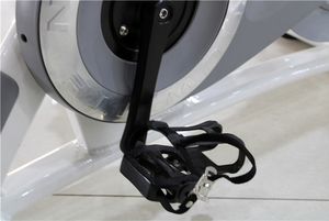Venta al por mayor de gimnasio <span class=keywords><strong>en</strong></span> <span class=keywords><strong>casa</strong></span> bicicletas Spin interior ciclismo <span class=keywords><strong>bicicleta</strong></span> Spin - Product Image 4