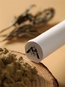 Großhandel Günstiger Preis Natural Pure Moxa Smoke Sticks im Alter von drei Jahren Detox Feuchtigkeit spendende Vorteile für die Körper gesundheitspflege-MO WEN AI - Product Image 5