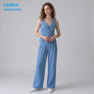 Ensemble 2 pièces sur mesure <span class=keywords><strong>en</strong></span> coton et <span class=keywords><strong>lin</strong></span> pour <span class=keywords><strong>femme</strong></span> : Gilet sans manches à bordure <span class=keywords><strong>en</strong></span> dentelle et pantalon plissé ample à jambes larges - Product Image 2