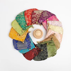 ポータブルハンドヘルド木制マッサージローラーボールボディセラピーとリラクゼーションツール - Product Image 6