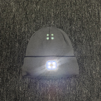 Berretto LED di Alta Qualità Personalizzabile, Berretto USB Lavorato a Maglia, Cappello Caldo per Sport Invernali, Berretto con Luce LED per Corsa Notturna all'Aperto